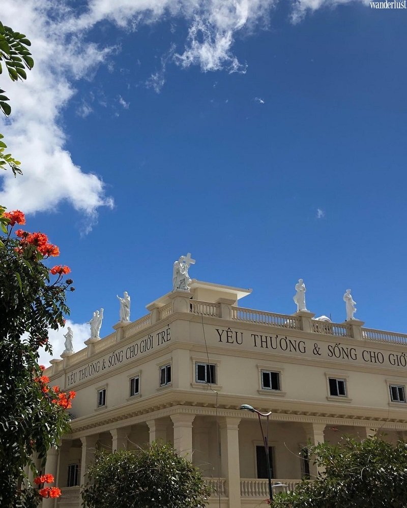 Nhà mục Don Bosco - Một khung trời châu Âu tráng lệ giữa lòng Đà Lạt mộng mơ | Wanderlust Tips