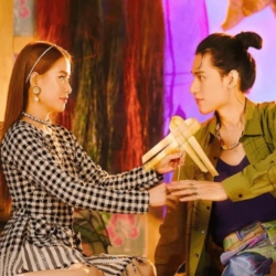 See tinh voi mien tay thu nho trong mv cua hoang thuy linh