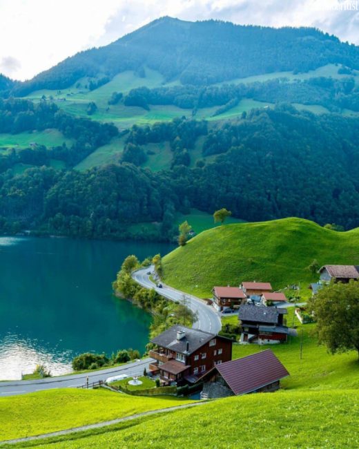 5 khung cảnh đẹp như tranh trong Hạ cánh nơi anh, bộ phim “se duyên” cho Hyun Bin và Son Ye Jin 30 5 khung canh dep nhu tranh trong ha canh noi anh bo phim se duyen cho Hyun Bin Son Ye Jin 18 1