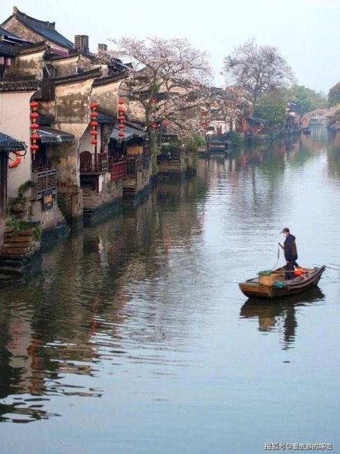 Say mê vẻ đẹp cổ kính nên thơ của các cổ trấn Trung Quốc ngày cuối xuân đầu hạ 19 say me ve dep co kinh nen tho cua cac co tran trung quoc 3