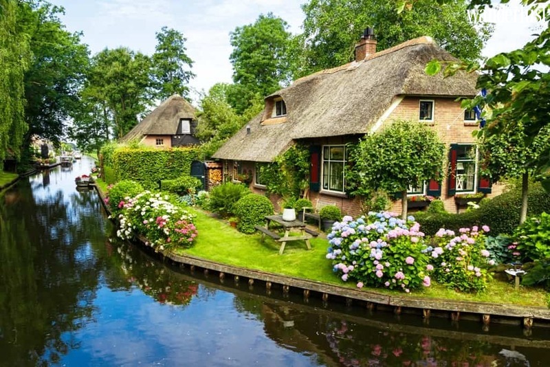 Khám phá làng cổ tích Giethoorn | Wanderlust Tips