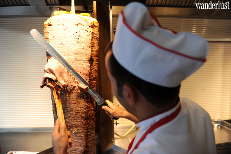 Doner Kebab: Món ăn gây "tranh cãi" 15 Doner Kebab - món ăn gây "tranh cãi" | Wanderlust Tips