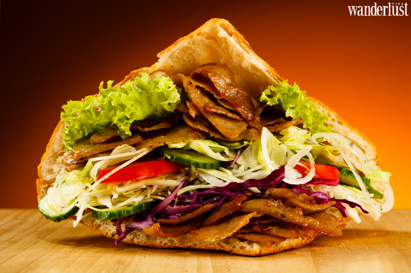 Doner Kebab: Món ăn gây "tranh cãi" 6 Doner Kebab - món ăn gây "tranh cãi" | Wanderlust Tips