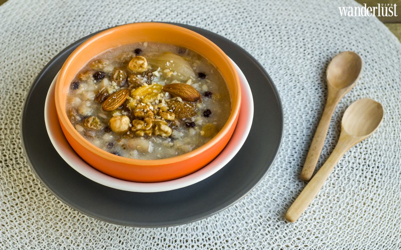 Pudding ashure món tráng miệng truyền thống Thổ Nhĩ Kỳ đầy ý nghĩa | Wanderlust Tips 