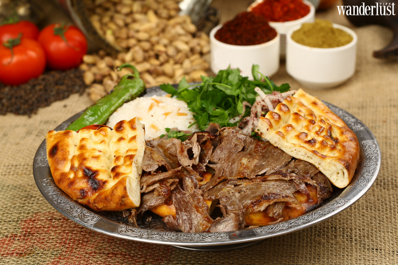 Doner Kebab - món ăn gây "tranh cãi" | Wanderlust Tips