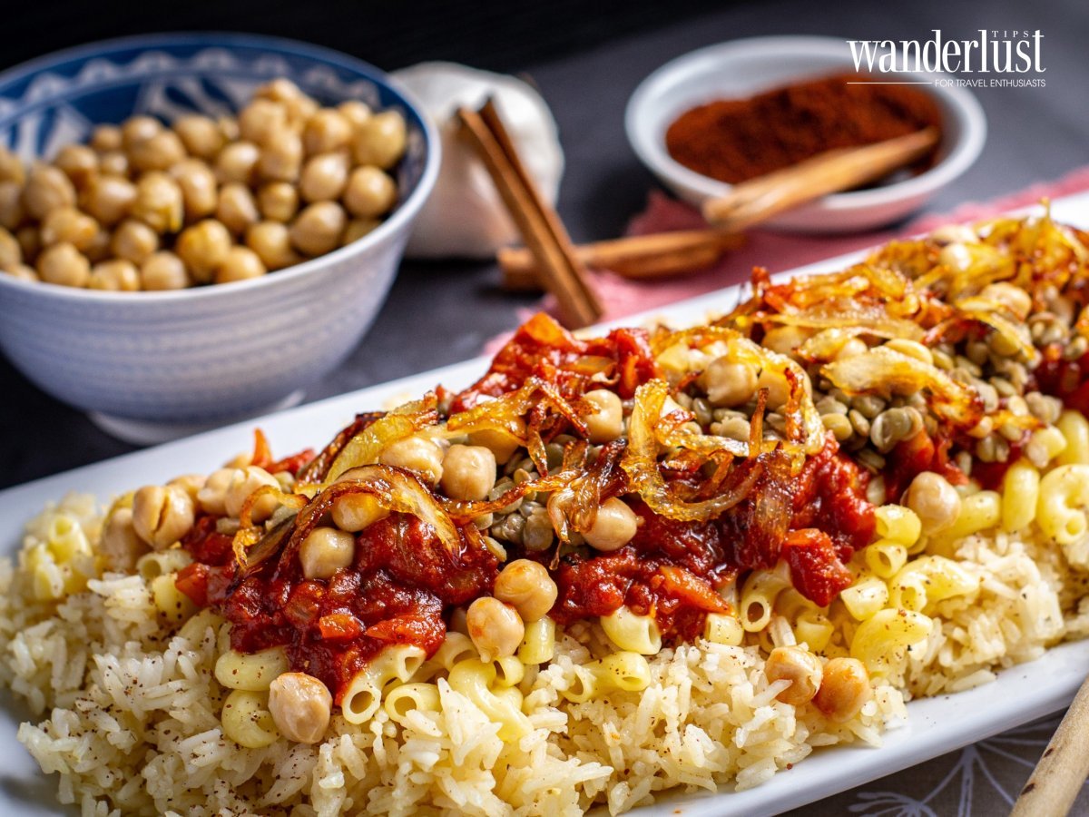 Sự đa sắc màu trong ẩm thực Ai Cập 5 Koshari là món ăn Quốc hồn quốc túy của Ai Cập, vừa ngon vừa rẻ