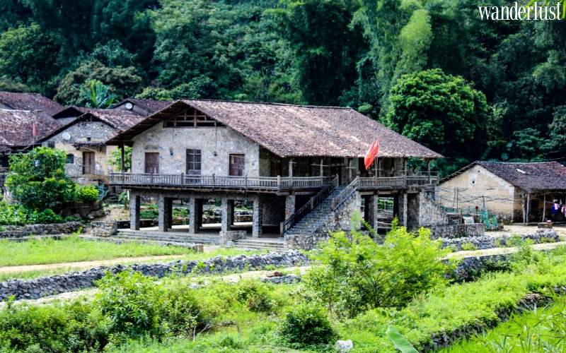 ban-da-khuoi-ly-hon-400-tuoi-cua-cao-bang