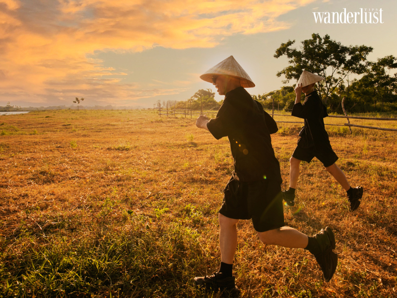 wanderlusttips theo chan 2 travelbloggers vungocson kham pha diem den doc la o quang nam 3