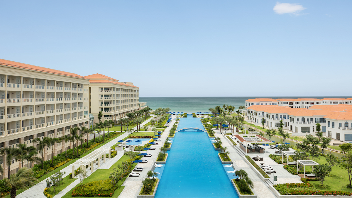 Sheraton Grand Danang Resort Convention Center bo nhiem Giam doc Kinh doanh va Tiep thi 2