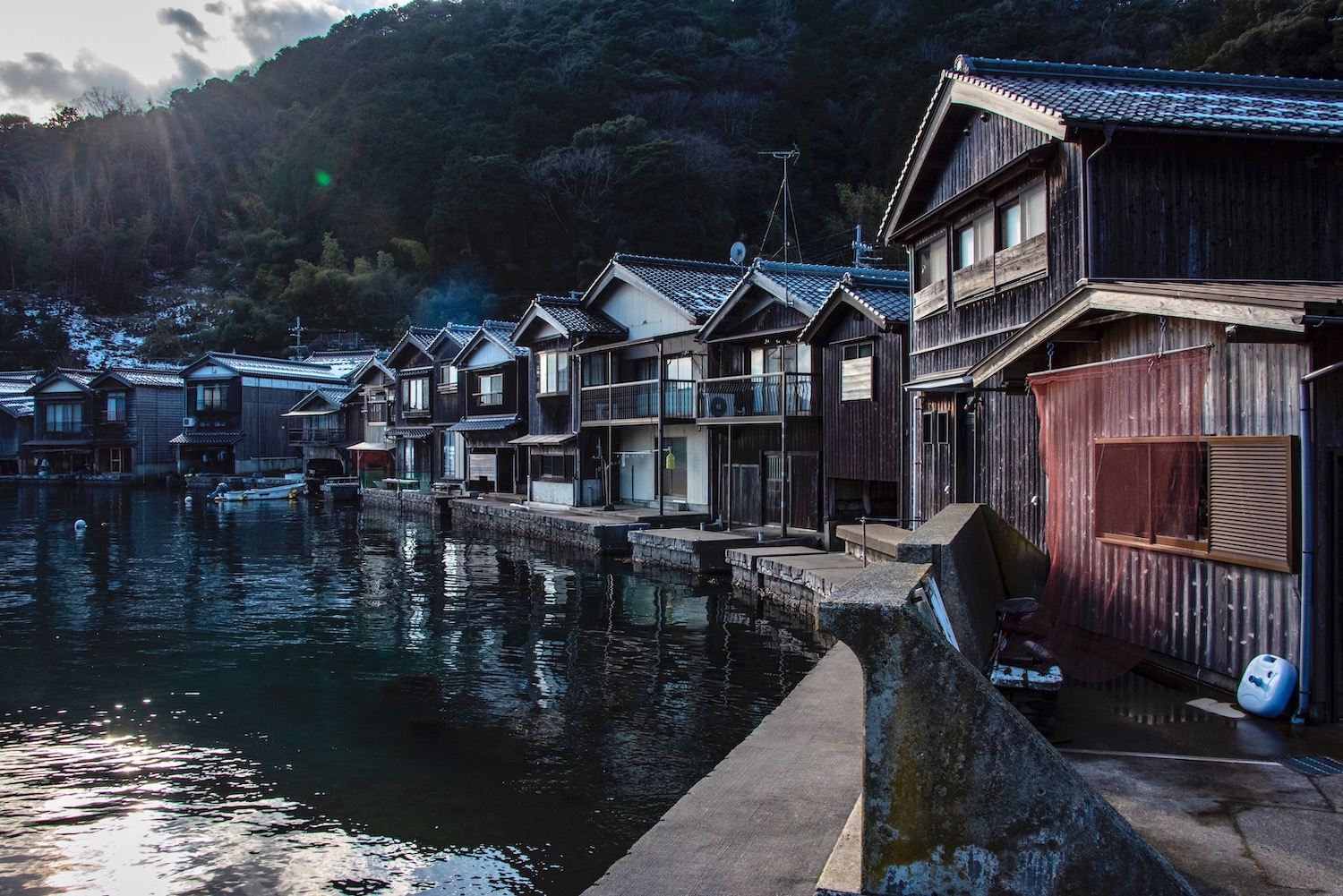 6 Ngôi làng truyền thống Nhật Bản: Hành trình khám phá vẻ đẹp cổ kính