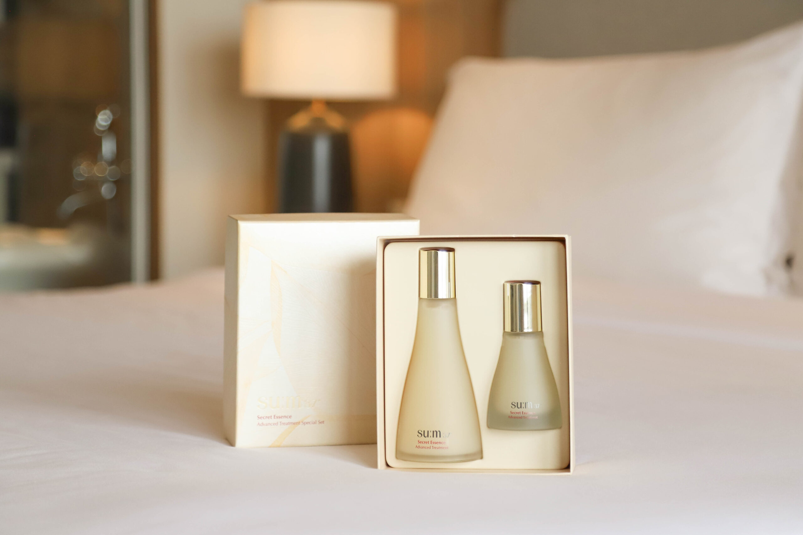 Hành trình “lên men” cùng su:m37° Secret Essence: Từ phiên bản đầu tiên đến “nước thần” thế hệ mới Hành trình “lên men” cùng su:m37° Secret Essence: Từ phiên bản đầu tiên đến “nước thần” thế hệ mới