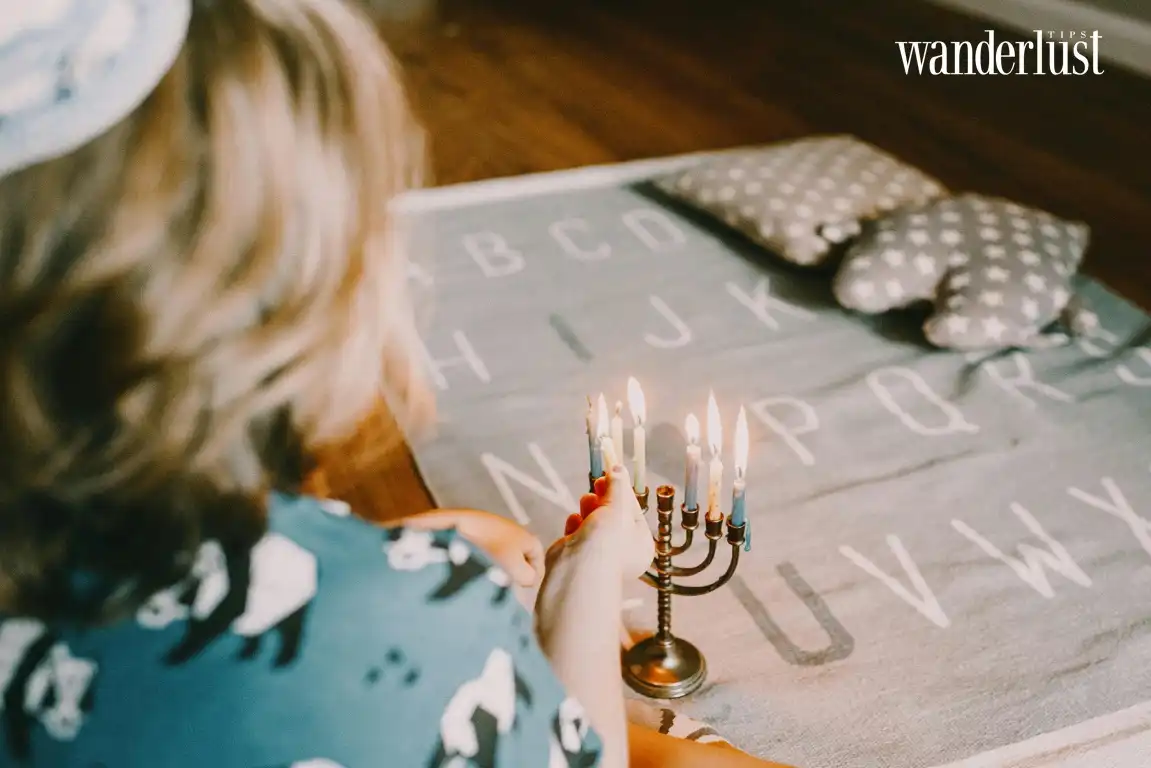 Ánh sáng rực rỡ ngày cuối cùng: Ý nghĩa và niềm vui của Ngày Thứ Tám lễ Chanukah 7 Anh sang ruc ro ngay cuoi cung Y nghia va niem vui cua Ngay Thu Tam le Chanukah 3