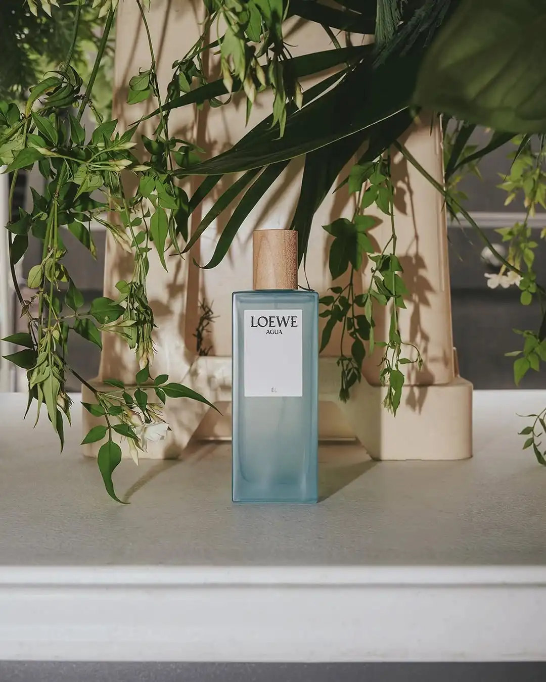 Khám phá thế giới nước hoa đẳng cấp từ Loewe 10 Kham pha the gioi nuoc hoa dang cap tu Loewe 6