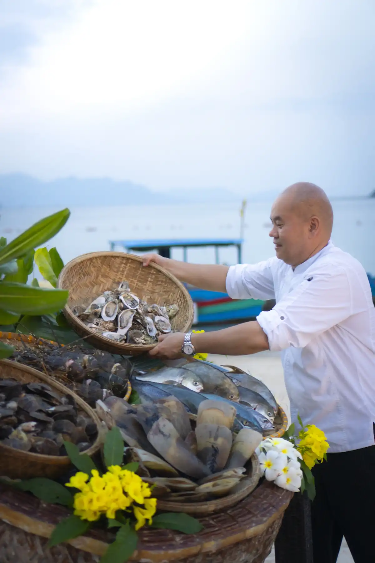 Nha Trang Marriott Resort Spa Chao don doi ngu bep tai nang 2