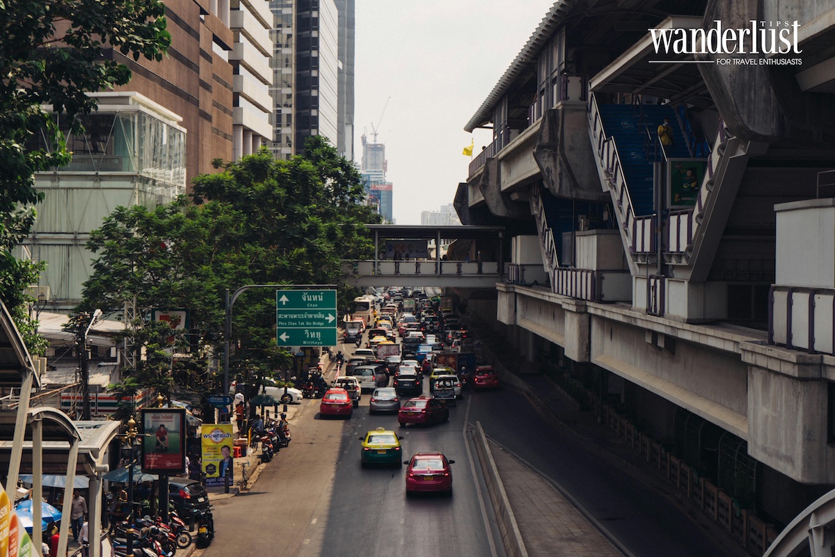 Bangkok tu tren xe Hop on Hop off 1