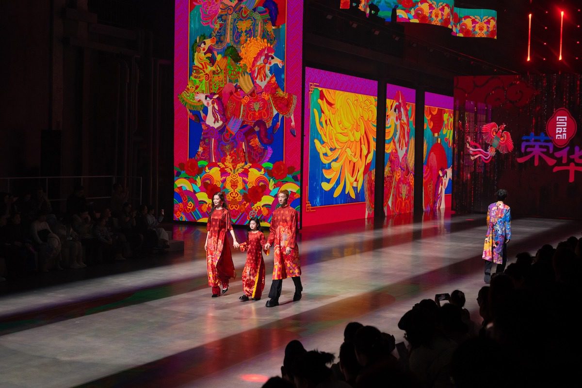 Cáp Nhĩ Tân: Hành trình chạm vào giấc mơ băng giá 7 Cáp Nhĩ Tân