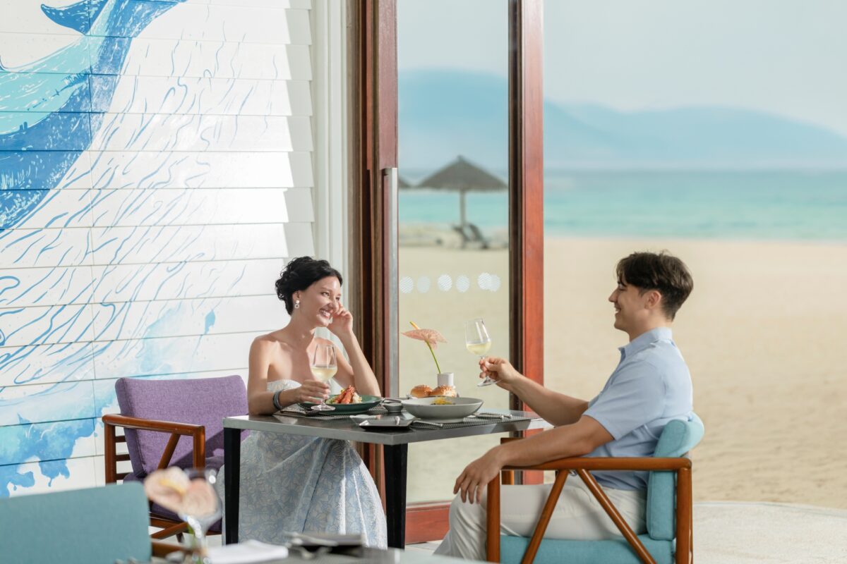 Azure Beach Lounge Lifestyle Pullman Danang Beach Resort 5 Star Hotels Accor Hotels